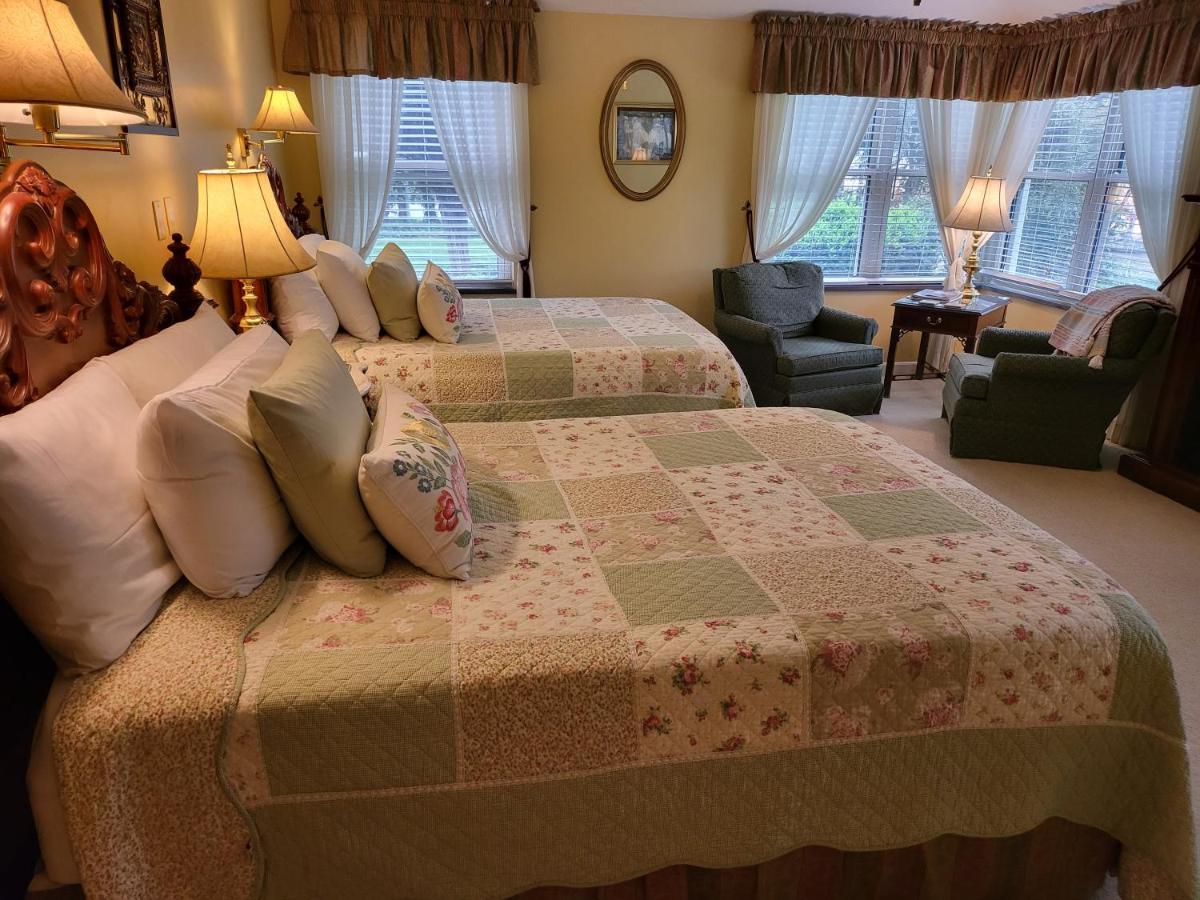 Brookside Mountain Mist Inn Вейнсвілл Екстер'єр фото